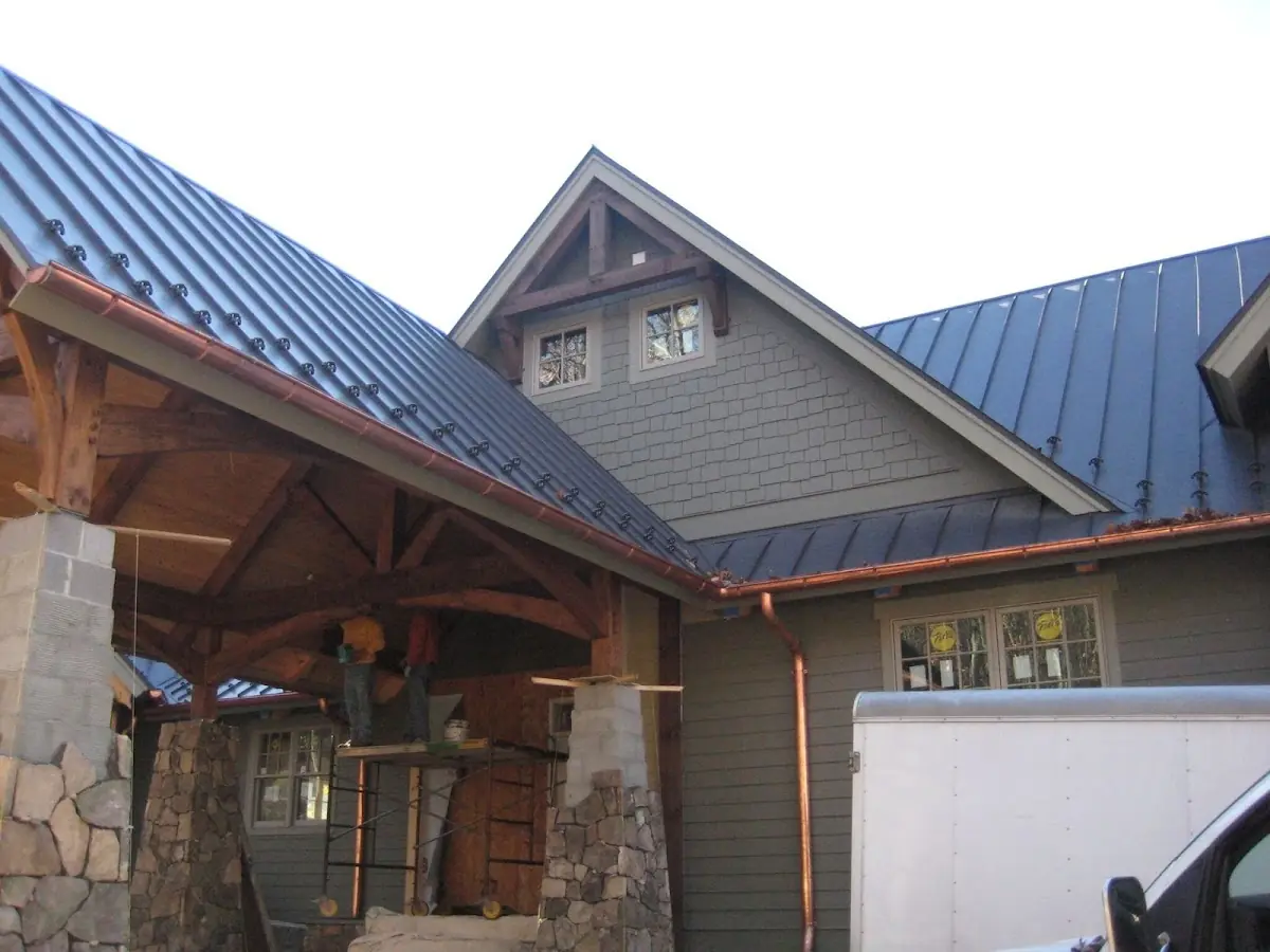 Craftsman Roofing team delivering quality roofing work in Gano